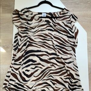 CAbi Short Sleeve V-neck Animal Print